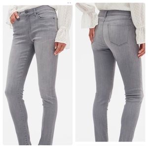 BANANA Republic Gray Skinny Ankle Jeans